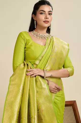 Pear Kanjivaram silk blend Two-Tone Zari Weaving Saree 