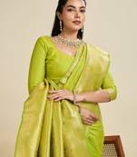Pear Kanjivaram silk blend Two-Tone Zari Weaving Saree 