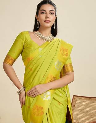 Pear Paithani silk blend Zari Weaving Saree  1