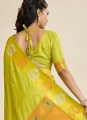 Pear Paithani silk blend Zari Weaving Saree  3