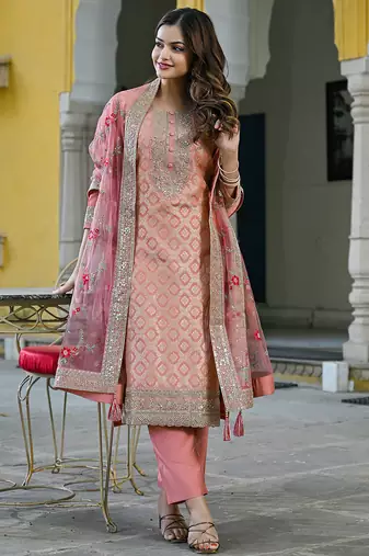 Women peach silk blend solid woven design straight kurta trousers with dupatta