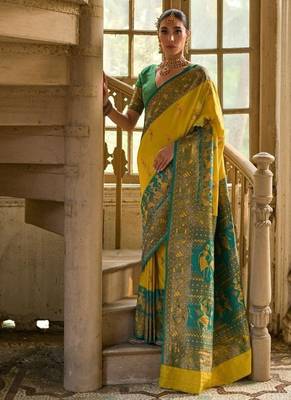 Pear Banarasi silk blend Contrast Copper Zari Weaving Saree  2