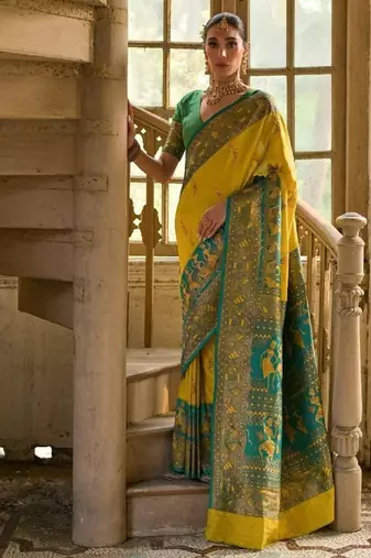 Pear Banarasi silk blend Contrast Copper Zari Weaving Saree 