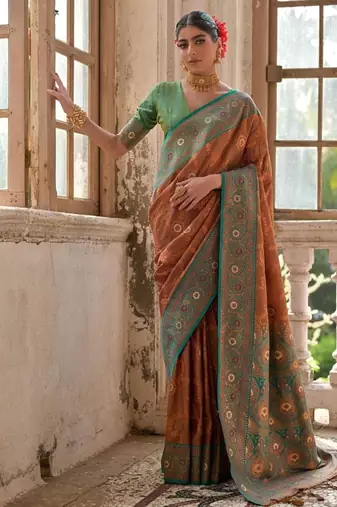 Brown Banarasi silk blend Contrast Zari Weaving Saree 