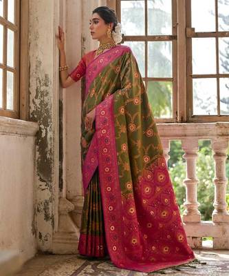 Dark Olive Banarasi silk blend Contrast Zari Weaving Saree  3