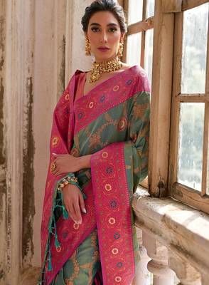 Light Green Banarasi silk blend Contrast Zari Weaving Saree  1