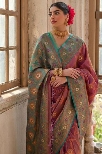 Light Plum Banarasi silk blend Contrast Zari Weaving Saree 