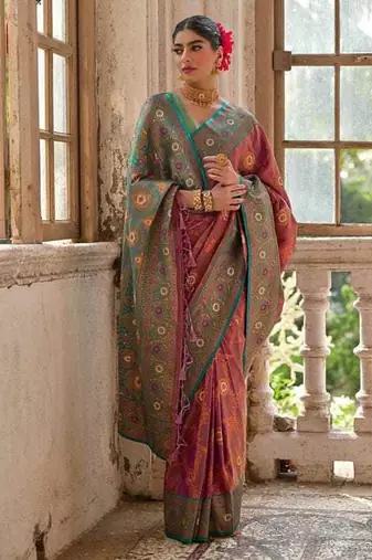 Light Plum Banarasi silk blend Contrast Zari Weaving Saree 