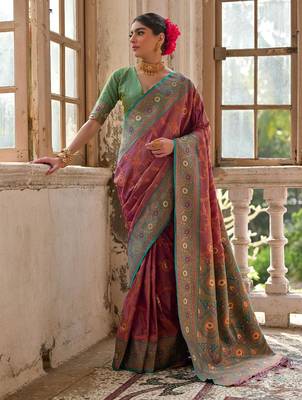 Light Plum Banarasi silk blend Contrast Zari Weaving Saree  3