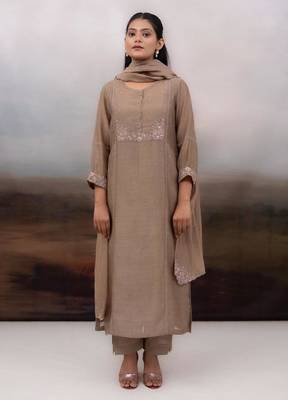 Chiku beaded bageecha suit set 2