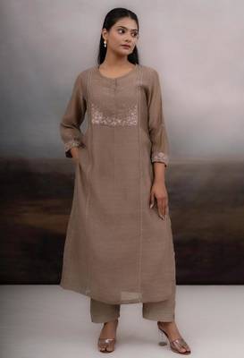 Chiku beaded bageecha suit set 5