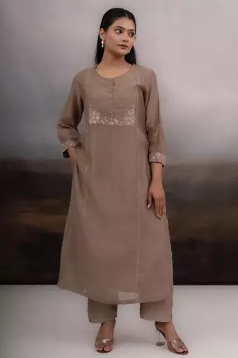 Chiku beaded bageecha suit set