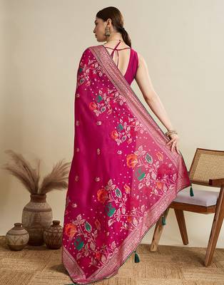 Pink blended cotton wevon with table printed sober fancy saree 2