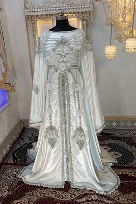 White arabic moroccan islamic wedding kaftan 2