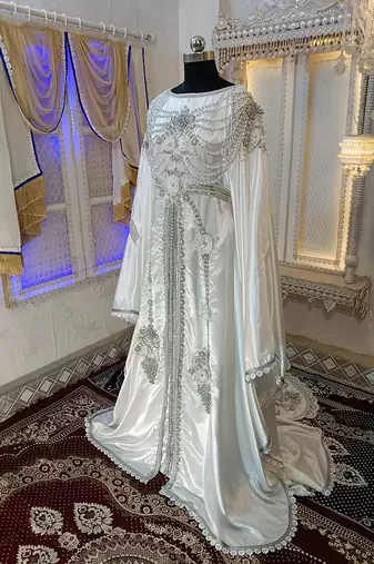 White arabic moroccan islamic wedding kaftan