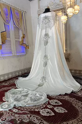 White arabic moroccan islamic wedding kaftan
