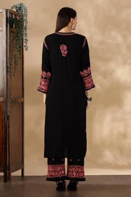 Chikankari embroidered straight kurta with palazzos 2