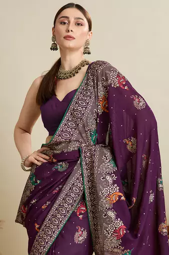 Wine table printed with foil cotton blended saree