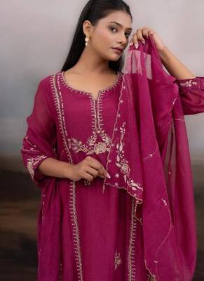 Rani pink gold rose dress with dupatta 4