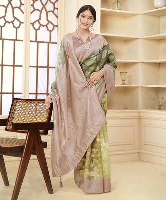 Beige wevon jacquard with printed rich silk blend stylish ceremonial saree 4