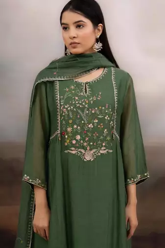 Green falling stars dress with dupatta