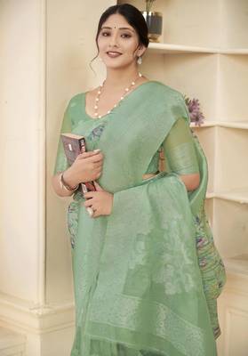 Green wevon jacquard with printed rich silk blend stylish ceremonial saree 3