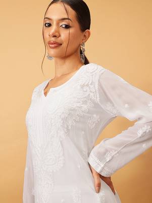Hand embroidered white viscose georgette lucknowi chikankari kurta set  6