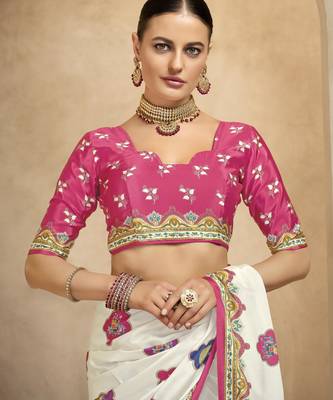Off white crepe silk blend digital foil printed saree 4