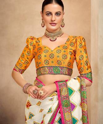 Off white crepe silk blend digital foil printed saree 4