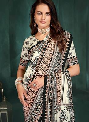 White sophisticated digital foil printed crepe silk blend saree 3