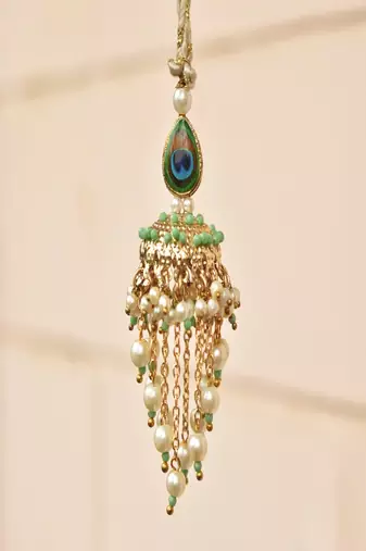 Peacock jhoomar lumba with roli chawal capsules