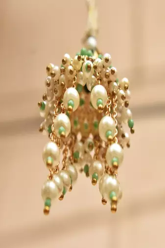 Peacock jhoomar lumba with roli chawal capsules