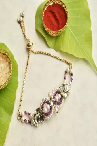 Royal kundan infinity lumba with roli chawal capsules