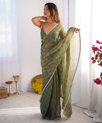 green woven chiffon saree with matching blouse 4