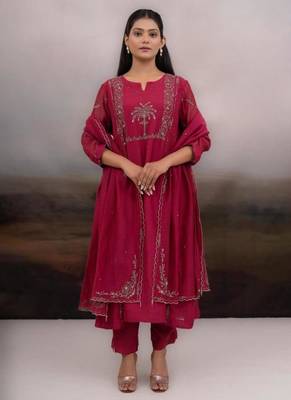 Rani pink desert palm dress with dupatta 2