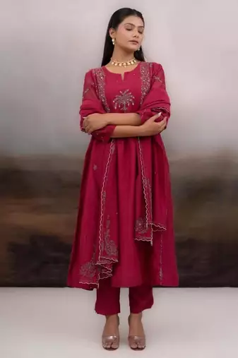 Rani pink desert palm dress with dupatta