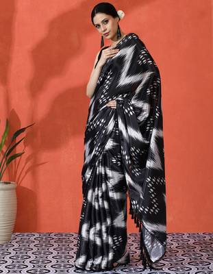 Black chinon saree with digital print ceremonial wear 4