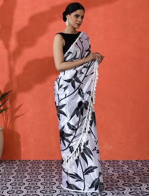 Off white chinon saree with digital print ceremonial wear 5