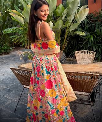 MULTICOLOR THREAD AND SEQUINS EMBROIDERED GEORGETTE LEHENGA CHOLI DUPATTA 2