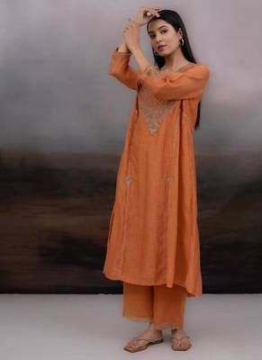 Rust orange ambia dress set with dupatta 4