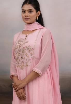 Blush pink faliing star suit set 4
