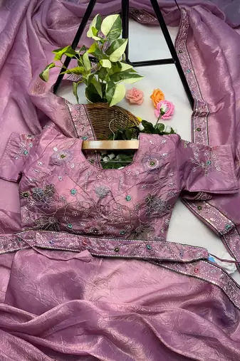 Onionpink gold crunchy with thread and hand work saree with blouse