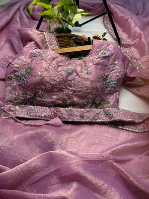 Onionpink gold crunchy with thread and hand work saree with blouse 2