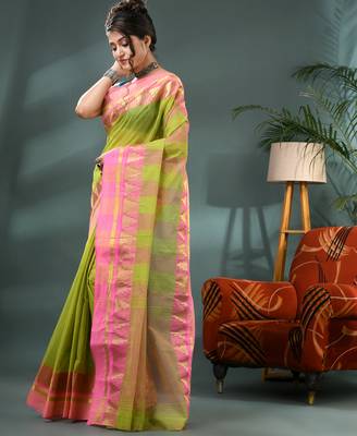 green cotton handloom sarees with zari temple design tant saree 3