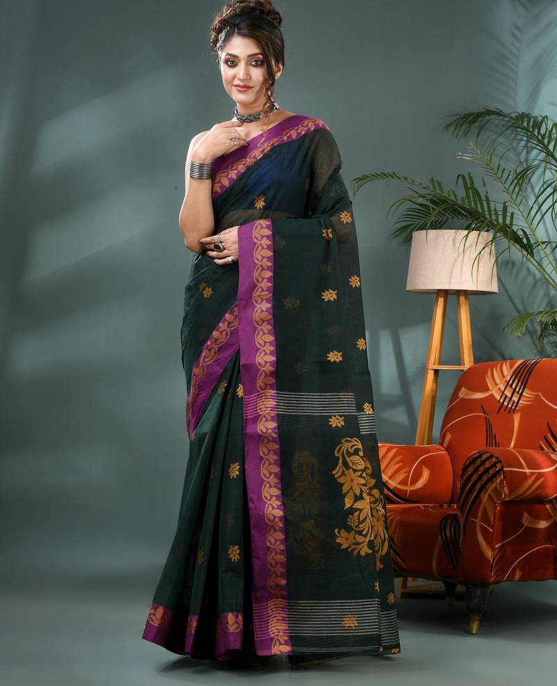 Green bengali cotton handloom tant saree