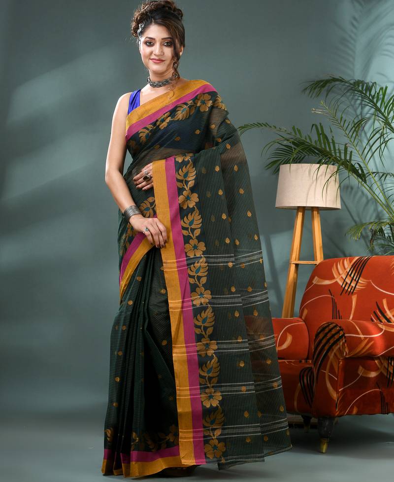 Green banalata design cotton handloom saree