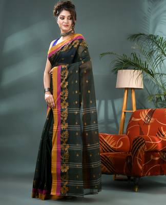 Green banalata design cotton handloom saree 5