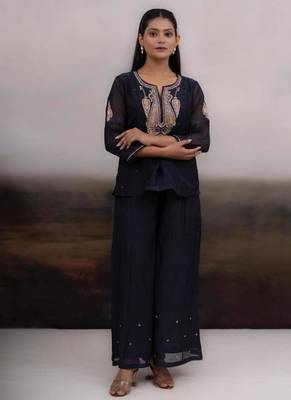 Black meena top and palazzo 5