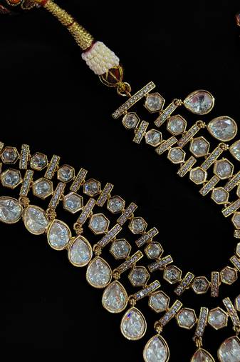 Gold kundan
