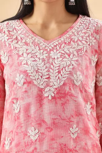 Women floral embroidered chikankari pure cotton straight kurta